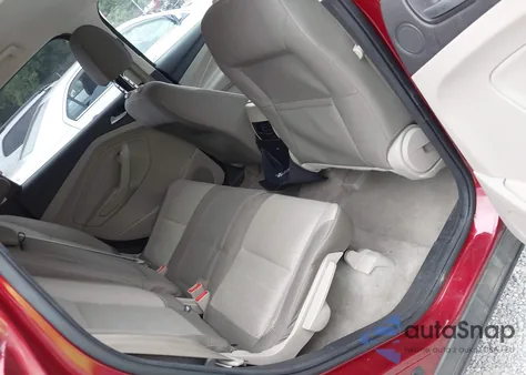 2016 Ford Escape Se from USA, damaged, VIN 1FMCU9G9XGUC83452